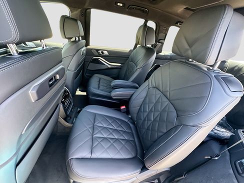 New 2026 BMW X7 xDrive40i w/ M Sport Package AWD/4WD image 20