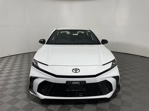 New 2026 Toyota Camry Hybrid AWD/4WD image 2
