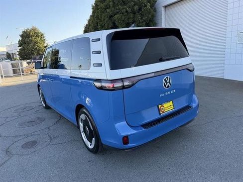 New 2025 Volkswagen ID. Buzz Pro S Plus image 4