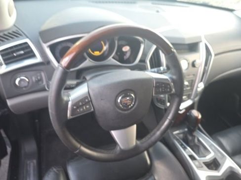 Used 2010 Cadillac SRX Premium image 9