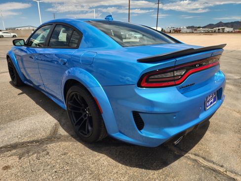 Used 2023 Dodge Charger Scat Pack RWD image 6