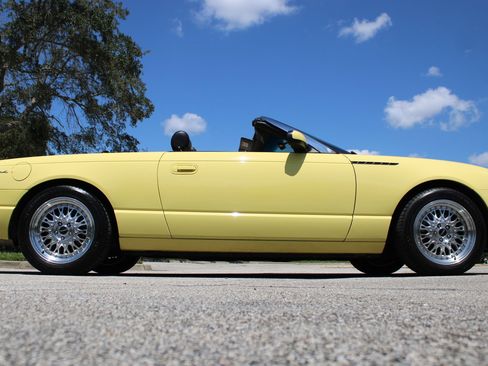 Used 2002 Ford Thunderbird RWD image 20