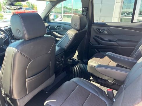 Used 2023 Chevrolet Traverse High Country AWD/4WD image 22