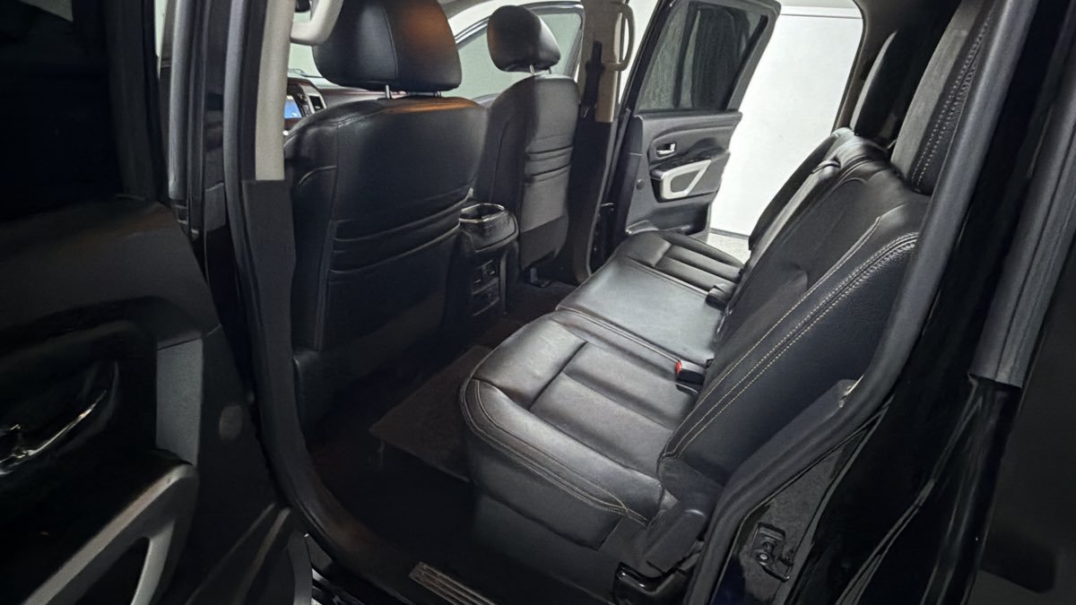 Used 2018 Nissan Titan SL w/ Texas Titan Edition AWD/4WD image 23