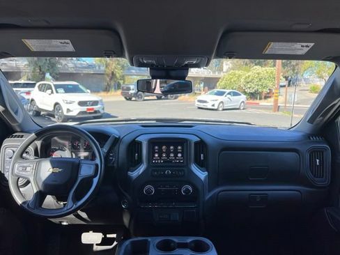 Used 2022 Chevrolet Silverado 1500 Custom AWD/4WD image 18