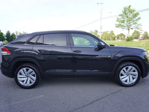 Used 2021 Volkswagen Atlas Cross Sport SE FWD image 8
