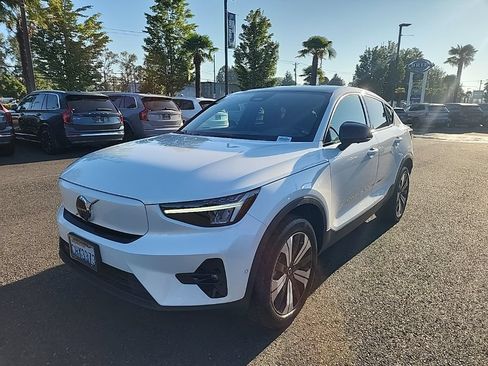 Used 2023 Volvo C40 P8 Recharge Plus w/ Protection Package Premier AWD/4WD image 1