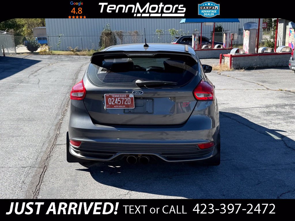 Used 2015 Ford Focus ST w/ Equipment Group 401A FWD image 6