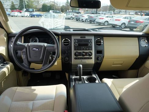 Used 2015 Ford Expedition XL image 25