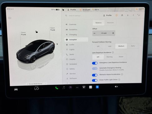 Used 2023 Tesla Model 3 Standard Range RWD image 28