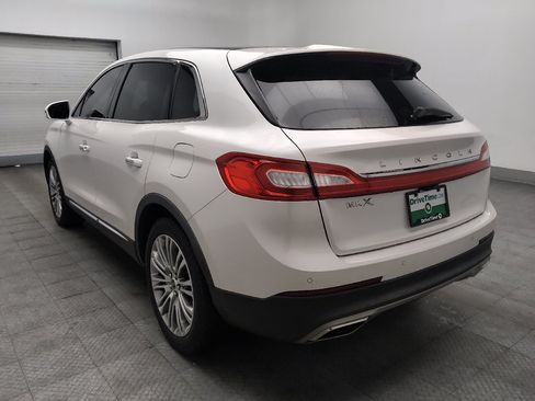 Used 2018 Lincoln MKX Reserve FWD image 5