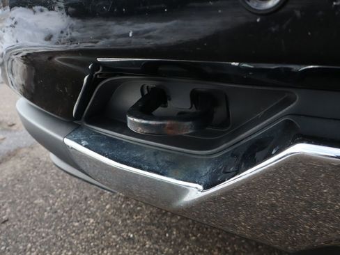 Used 2017 Chevrolet Silverado 1500 LTZ Z71 w/ LTZ Plus Package image 4