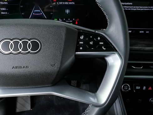 Certified 2025 Audi Q5 Premium w/ Convenience Package image 10