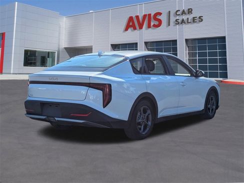 Used 2025 Kia K4 LXS image 6