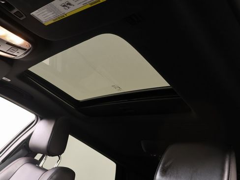 Used 2024 Dodge Durango GT image 17