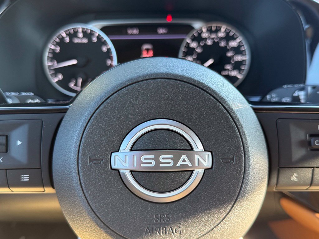 Used 2022 Nissan Pathfinder Platinum w/ Lighting Package (N93) AWD/4WD image 30