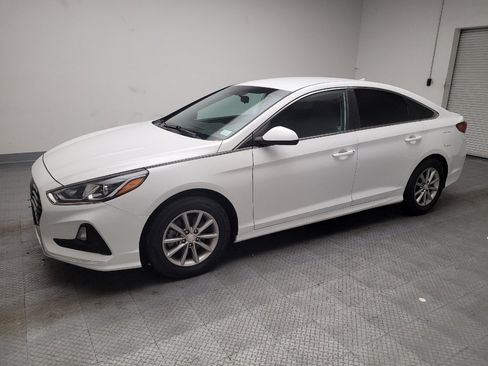 Used 2018 Hyundai Sonata SE image 2