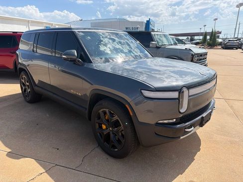 Used 2023 Rivian R1S Adventure AWD/4WD image 1