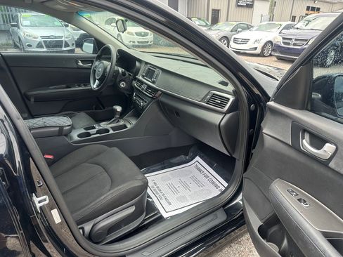 Used 2016 Kia Optima LX w/ Option Group 014 image 12