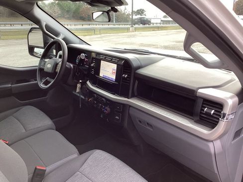 Used 2024 Ford F250 XL w/ STX Appearance Package image 31