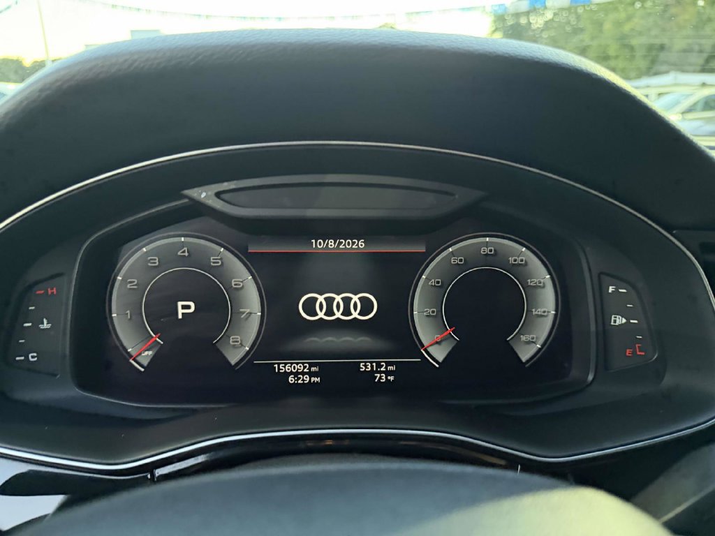 Used 2019 Audi Q8 Premium w/ Convenience Package AWD/4WD image 28