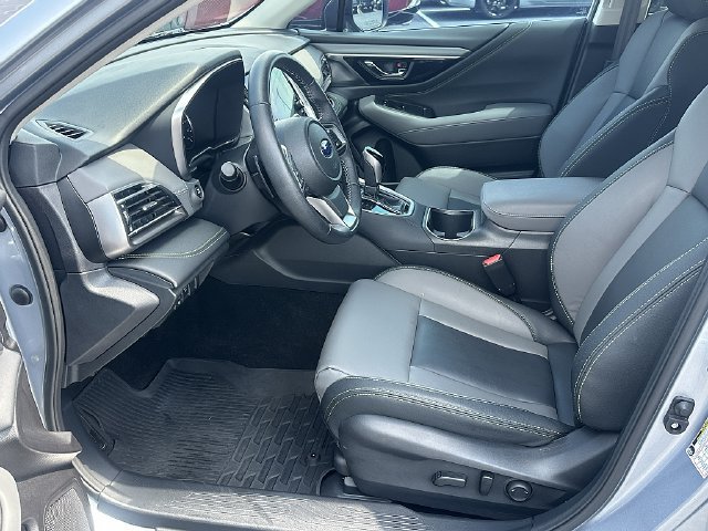 Used 2023 Subaru Outback Onyx Edition AWD/4WD image 20