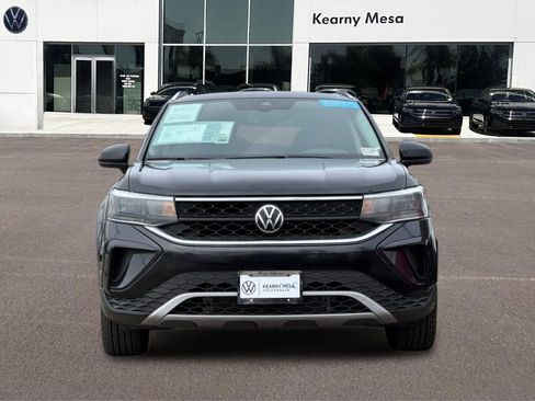 Used 2023 Volkswagen Taos SE FWD image 9