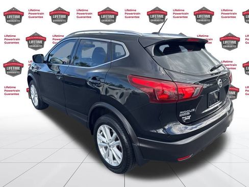 Used 2018 Nissan Rogue Sport SV w/ SV All-Weather Package image 7