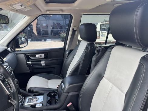 Used 2015 Land Rover LR4 HSE LUX AWD/4WD image 25