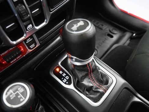 Used 2021 Jeep Wrangler Unlimited Rubicon AWD/4WD image 28