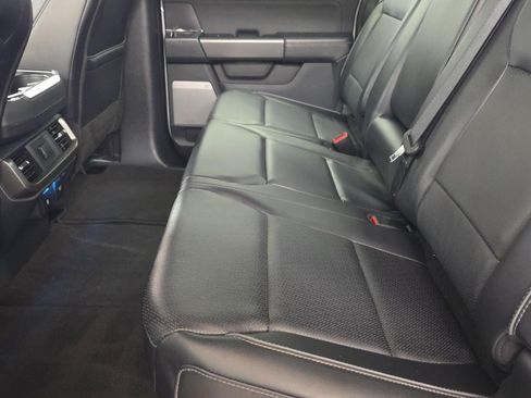 Used 2025 Ford F150 Lariat AWD/4WD image 7