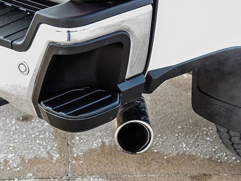 Used 2023 Ford F250 Lariat w/ Chrome Package image 21