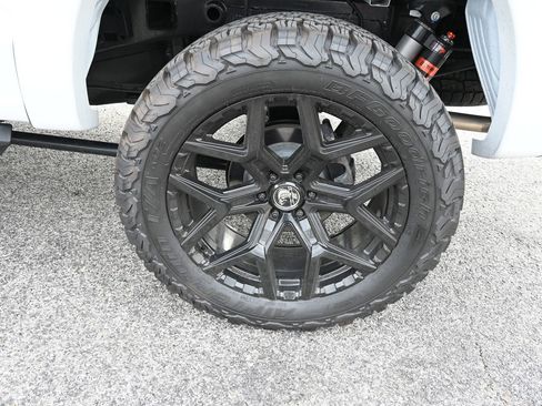 New 2025 Ford F150 Lariat w/ Equipment Group 502A High image 12