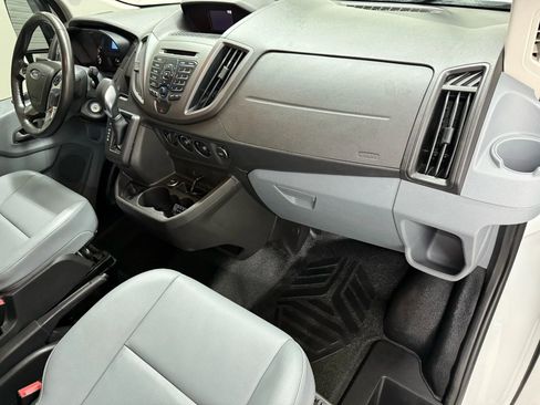 Used 2016 Ford Transit 350 XL image 18