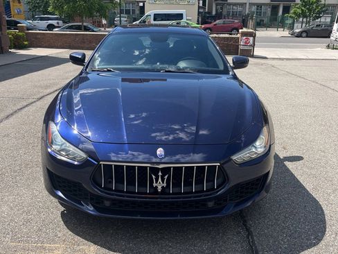 Used 2018 Maserati Ghibli S Q4 AWD/4WD image 2