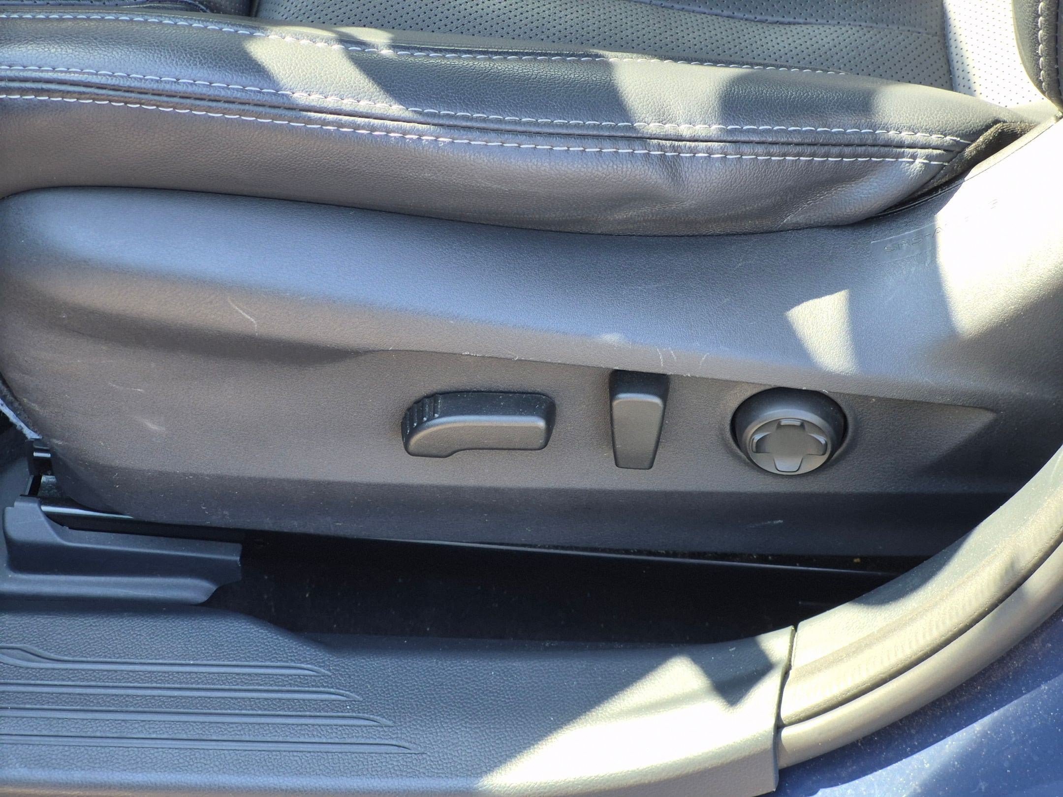 Used 2023 Subaru Outback Limited AWD/4WD image 16