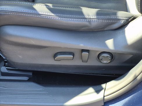 Used 2023 Subaru Outback Limited AWD/4WD image 16