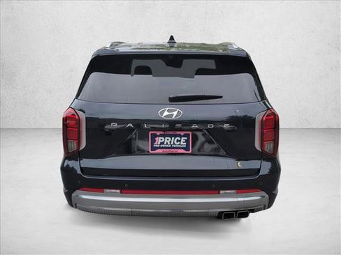 Used 2024 Hyundai Palisade Calligraphy FWD image 6