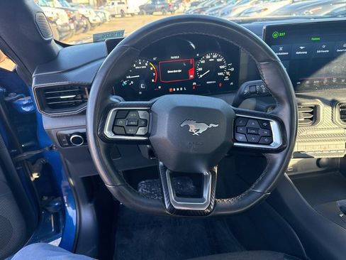 Used 2024 Ford Mustang Convertible image 15