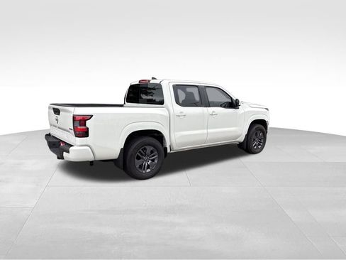 New 2025 Nissan Frontier SV w/ SV Convenience Package image 4
