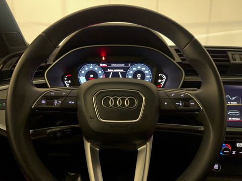 Used 2025 Audi Q3 2.0T Premium w/ Convenience Package AWD/4WD image 10