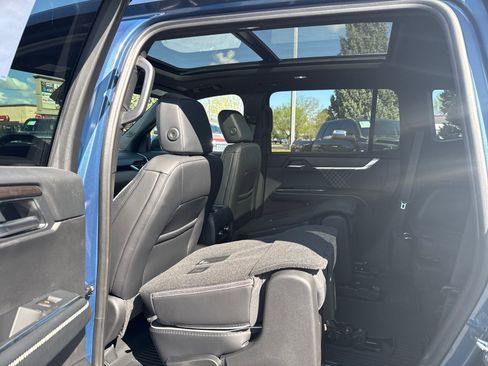 New 2026 GMC Acadia Denali w/ Super Cruise Package AWD/4WD image 15