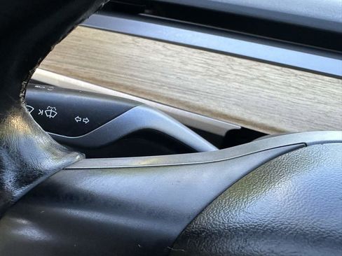 Used 2018 Tesla Model 3 Long Range RWD image 29