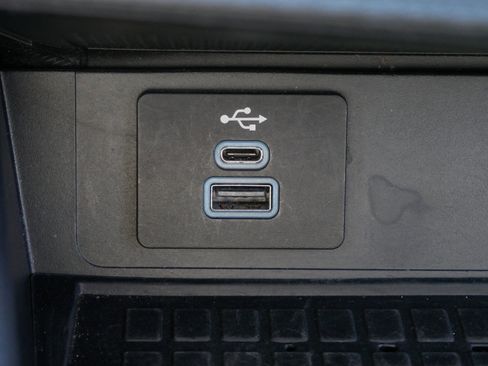 Used 2024 Ford Mustang Premium image 32