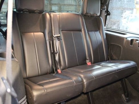 Used 2016 Ford Expedition Limited AWD/4WD image 16