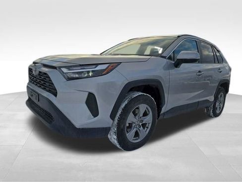 Used 2023 Toyota RAV4 XLE image 5