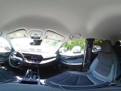 Used 2025 Chevrolet TrailBlazer LT FWD image 37
