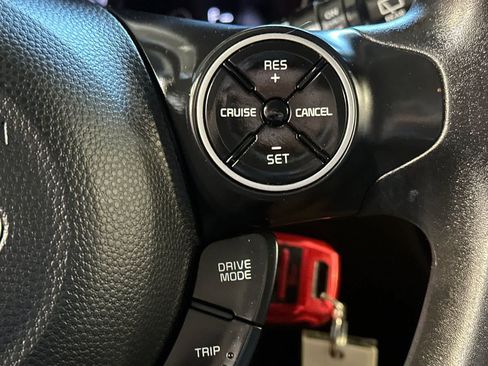 Used 2019 Kia Soul + FWD image 27