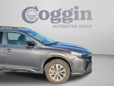 Used 2024 Subaru Outback Premium AWD/4WD image 14