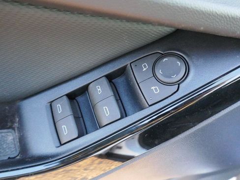 New 2026 Chevrolet Equinox LT image 14